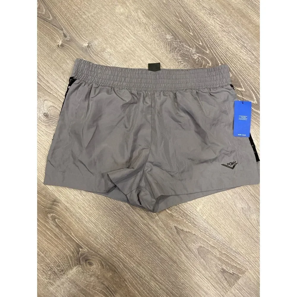 Pony Shorts Women‎ Large